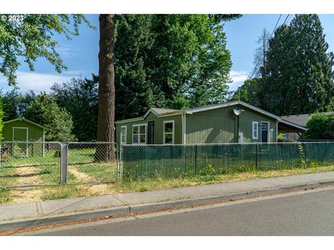 3325 SE Wake St, Milwaukie, OR 97222