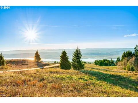 401 Estate Ridge Dr #3, Kalama, WA 98625