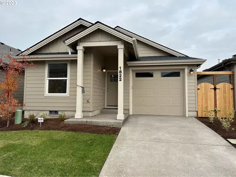 1822 SE Mulberry Ave #44, Dallas, OR 97338