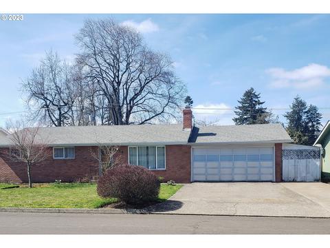 3256 Dahlia Ln, Eugene, OR 97404 photo 1