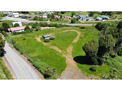 50983 Dement Creek Rd, Myrtle Point, OR 97458