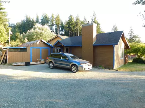 95196 Sitkum Ln, Myrtle Point, OR 97458