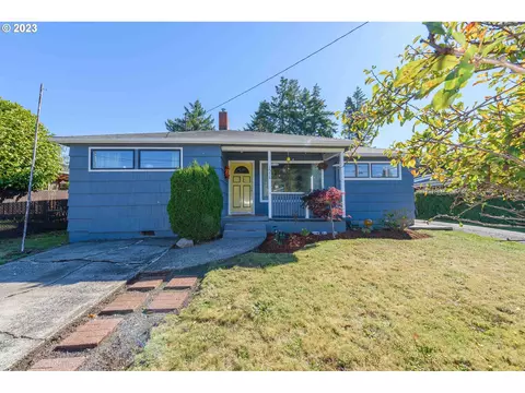 1578 N 20th St, Coos Bay, OR 97420