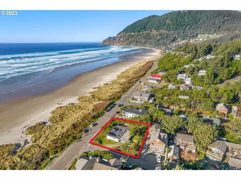 424 Ocean Rd, Manzanita, OR 97130