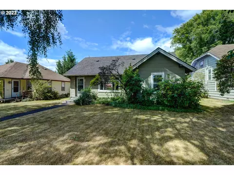 661 18th Ave, Longview, WA 98632