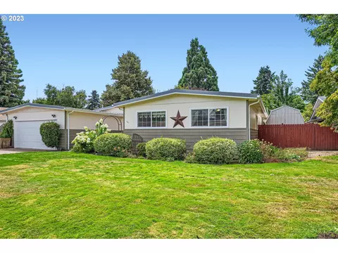 996 Moneda Ave N, Keizer, OR 97303