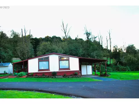 34780 Canaan Rd #4, Deer Island, OR 97054