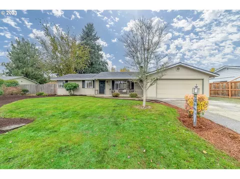 2732 20th St, Springfield, OR 97477
