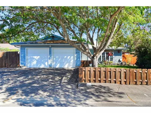 2441 Jefferson St, Albany, OR 97322