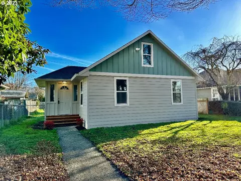 550 18th Ave, Longview, WA 98632