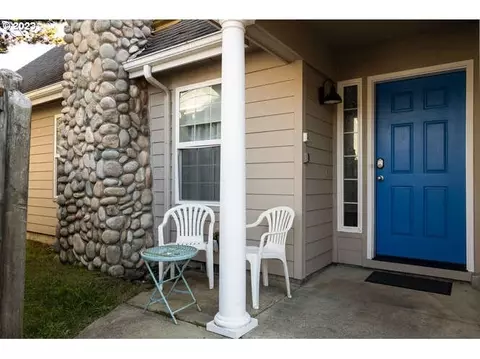 5901 Four Sisters Ln, Pacific City, OR 97135