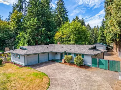 38672 Natures Garden St, Springfield, OR 97478
