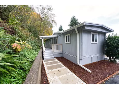 17655 Bluff Rd #41, Sandy, OR 97055
