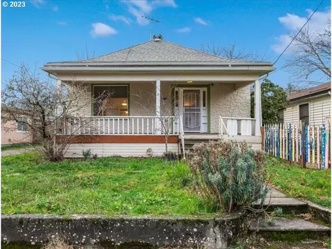 4721 SE 74th Ave, Portland, OR 97206