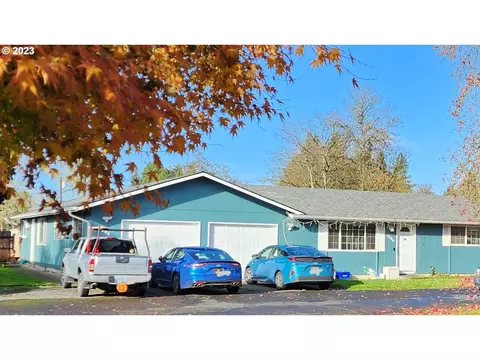 1044 28th St, Springfield, OR 97477
