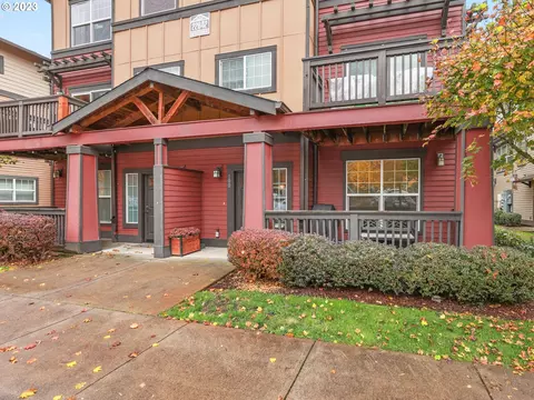 22842 SW Forest Creek Dr #100, Sherwood, OR 97140