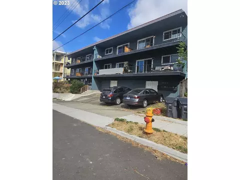 8521 N Edison St #A6, Portland, OR 97203
