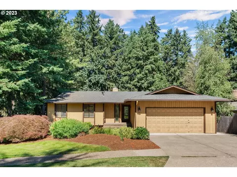 7055 SW Palmer Way, Beaverton, OR 97007