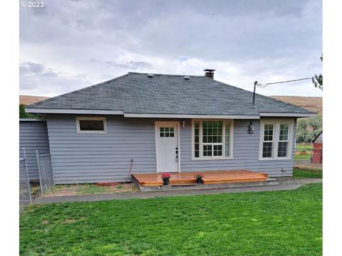 46153 Adams Rd, Pendleton, OR 97801