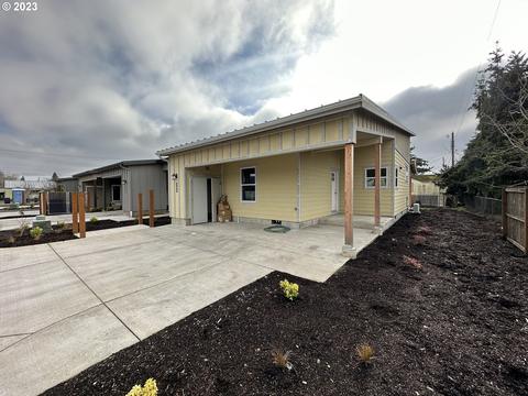 348 19th, Springfield, OR 97477 photo 1