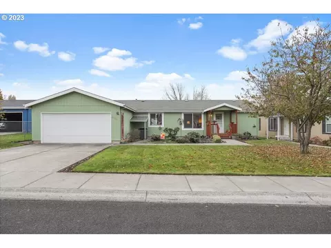 3635 Homestead Dr, Hood River, OR 97031