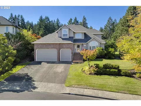 12426 SW Chandler Dr, Portland, OR 97224