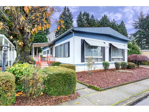 11316 NE 28th St #6, Vancouver, WA 98682
