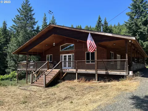 1100 Mccullough Creek Rd, Glendale, OR 97442