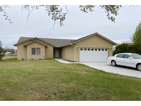 134 NW Columbia Ave, Boardman, OR 97818