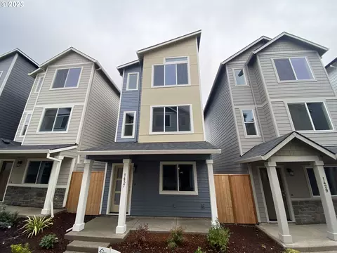 1437 N Steiwer Ln, Newberg, OR 97132