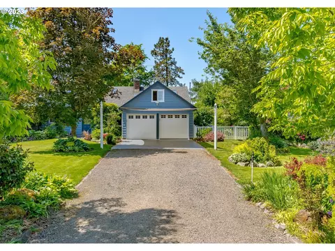 1883 59th Ave, Salem, OR 97317