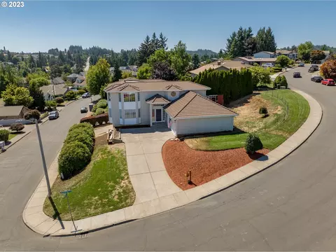 2218 Treemont Ct, Salem, OR 97302