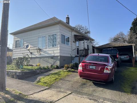 172 NW 3rd St, Willamina, OR 97396