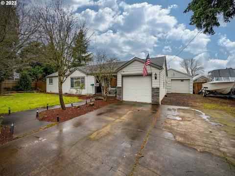 820 Fairview Dr, Springfield, OR 97477 photo 1