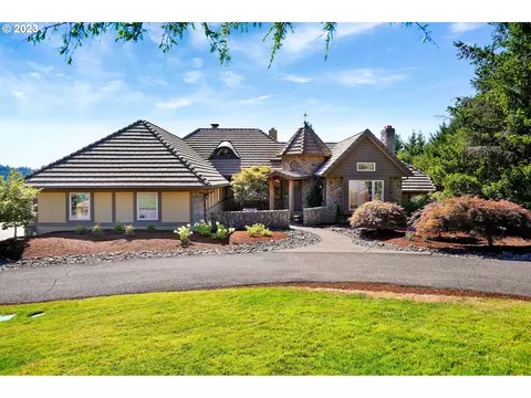15363 Hillcrest Ln NE, Silverton, OR 97381