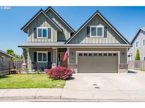 630 Kalugin Ct, Molalla, OR 97038