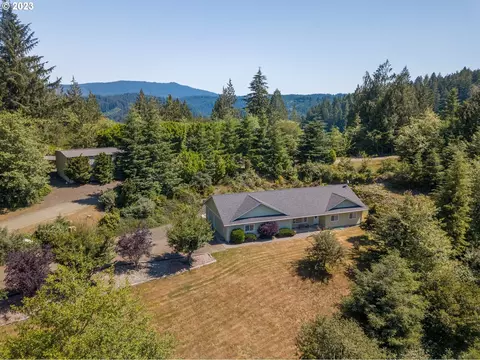 6131 View Rd, Florence, OR 97439