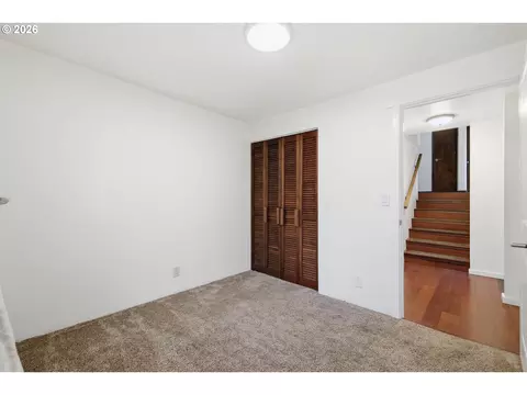 Bedroom - 3067 Whitbeck Blvd, Eugene, OR 97405 photo 2 of 7