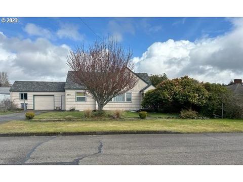 636 Laurel St, Florence, OR 97439