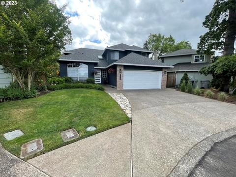 15298 SW Kenton Dr, Portland, OR 97224