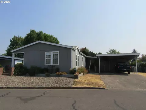 655 NE Burnett Rd #58, Mcminnville, OR 97128