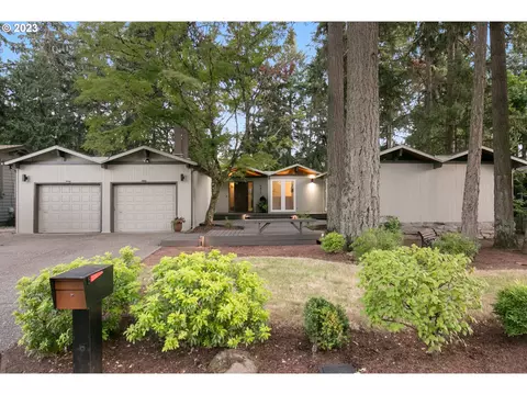 9817 SE 12th St, Vancouver, WA 98664