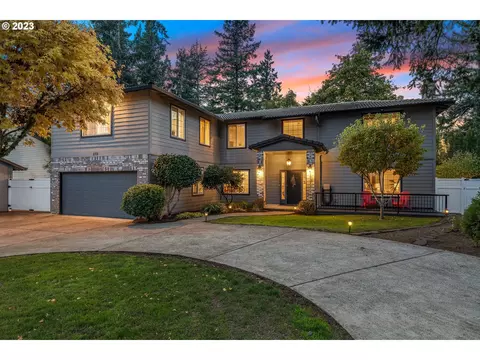 273 Amanda Ct, Oregon City, OR 97045