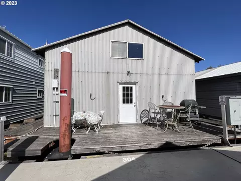 4 E Port Marina Dr #304, Hood River, OR 97031