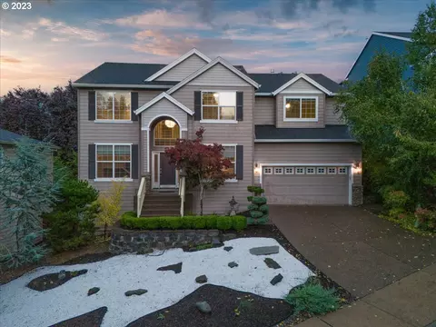 8368 SW Hayden Dr, Beaverton, OR 97007