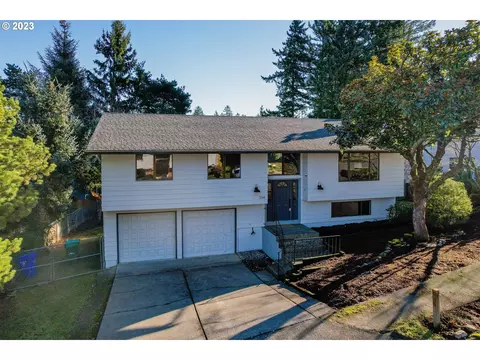 2148 SW Tegart Ave, Gresham, OR 97080