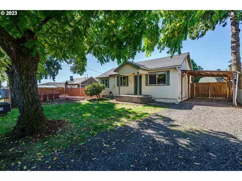 8715 SE 67th Ave, Portland, OR 97206