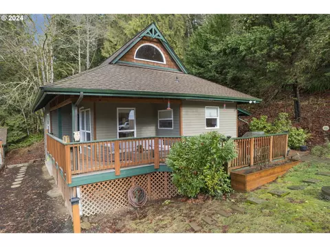74718 Alder Grove Rd, Clatskanie, OR 97016
