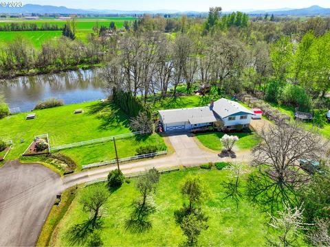 28278 Edgewater Dr, Eugene, OR 97402 photo 1
