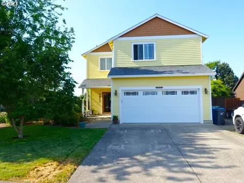 9823 Bobcat St, Aumsville, OR 97325